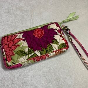 Vera Bradley like new wristlet small purse - Hello Dahlia